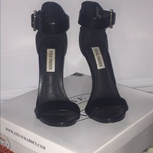 Steve Madden Marlenee Black Heels